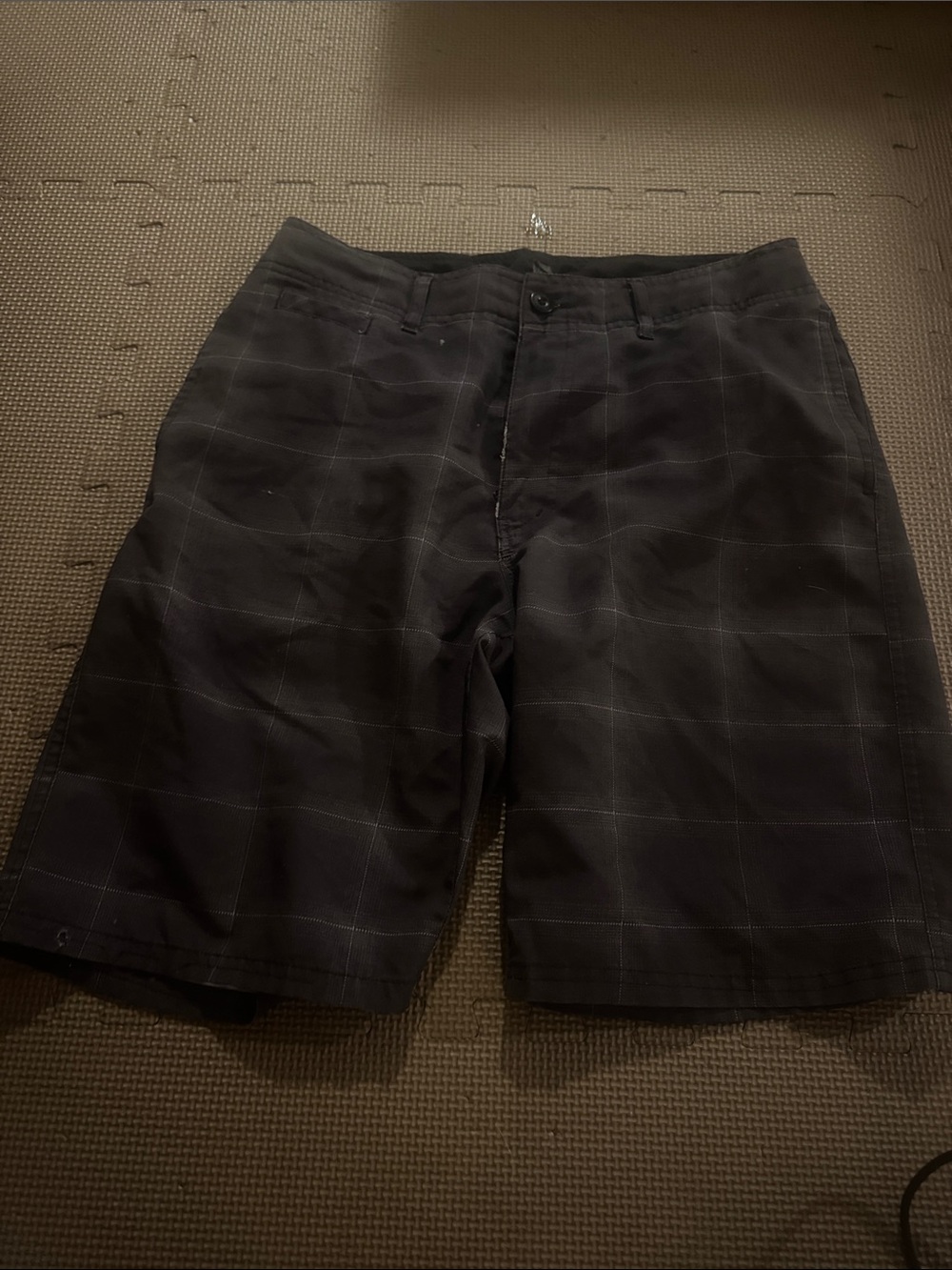 Men's Black Windowpane Pattern Performance Shorts